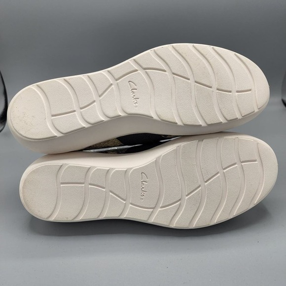 Clarks Kayleigh River Banded Slip on Shoes woman's size 7.5 no box - Picture 8 of 9